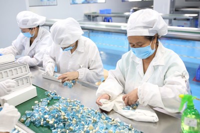 化妝品OEM與珠寶首飾制造 如何甄選質(zhì)量可靠的合作伙伴